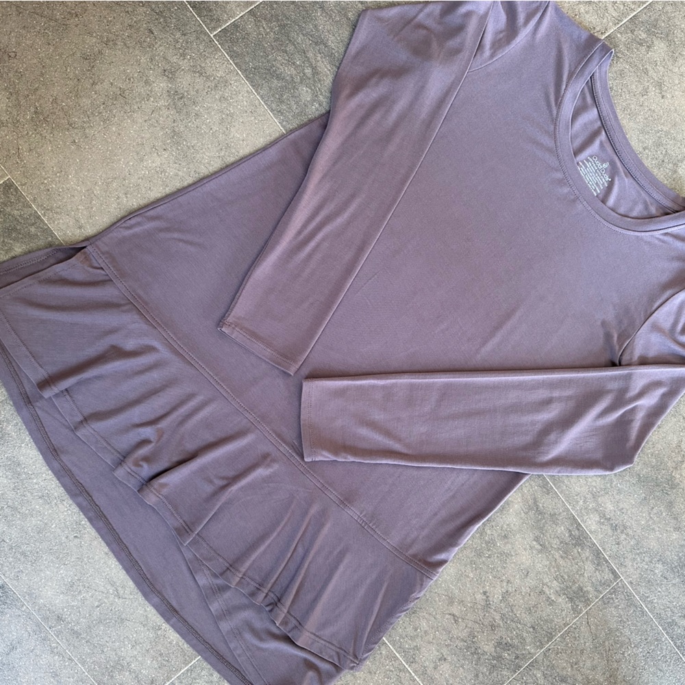 Tulip hem tunic. Cuddle Duds. Lavender. XS.